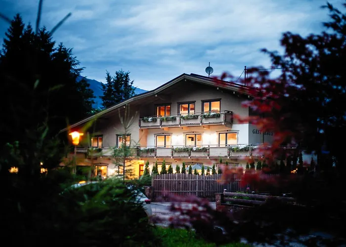 Pinetree Lodge Mayrhofen